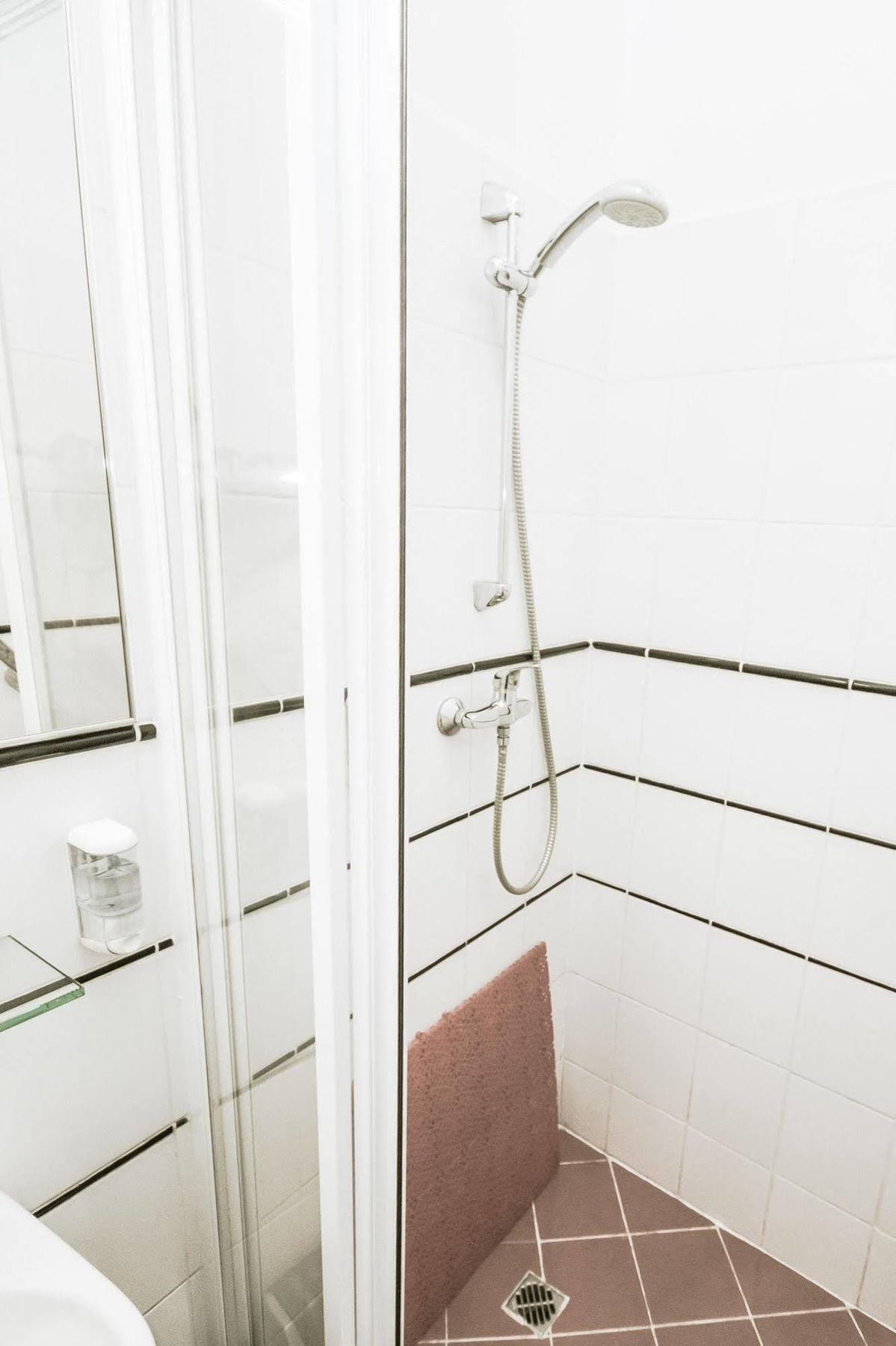 Aparthotel Kert Free Parking Riga
